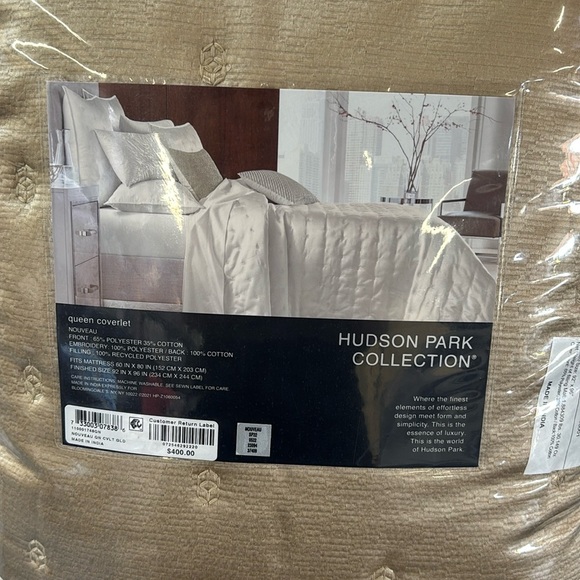 Hudson Park Collection
Nouveau Coverlet, Queen Value $400 - Picture 3 of 4